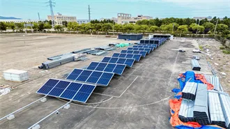 What is the imaginary line that runs east to west?