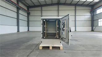 What is the relationship between solar energy and glass?