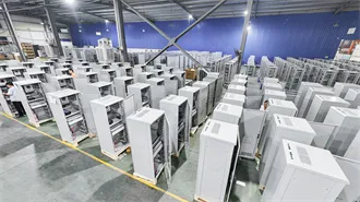 PORTABLE POWER STATIONS