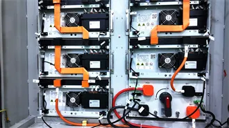 Energy company uses 25kW photovoltaic energy storage container