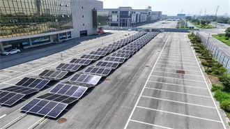 Introducing multi-model intelligence in Researcher | Microsoft