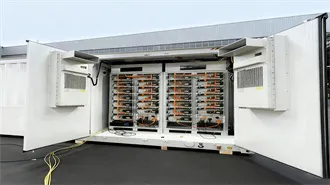 Hybrid solar panels : A 2In1 generation of heat and