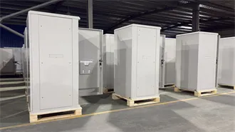 How does the new operator work in JavaScript?