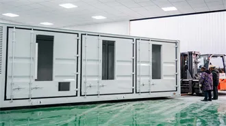 How Many Solar Panels to Charge a Battery? (12V,